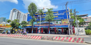 Mặt bằng kinh doanh 30x50 sàn hơn 2000m² 516 Huỳnh Tấn Phát Q7