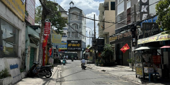 NHỈNH 100TR/M² -ĐỐI DIỆN EMART - HẺM XE HƠI SÁT MẶT TIỀN - 85M2 NGANG 4M- 3 TẦNG