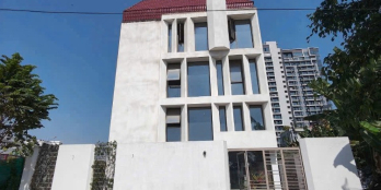 BDS HVL Chủ dễ thương gửi bán căn Biệt thự dự án huy hoàng,( nhà thô bên trong)