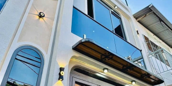 6.8 TỶ-- CẠNH PHỐ ẨM THỰC PHAN XÍCH LONG - VẠN KIẾP - CÓ PHÒNG DƯỚI TRỆT