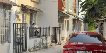 Bán Nhà 3 tầng ,chỉ 4 tỷ 150 ngay Chợ Đường Quận 12.tphcm