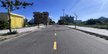 CHỈ 7,2 TỶ - ĐẤT NAM HÒA XUÂN ĐƯỜNG 10,5M, VỈA HÈ 5M, 107,5M