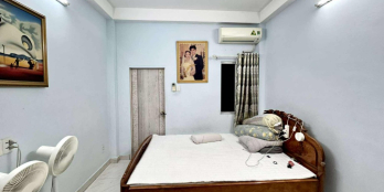 MĂT TIỀN ĐƯỜNG Ô TÔ TRÁNH - VỊ TRÍ KINH DOANH CỰC ĐẸP - 4 TẦNG + SÂN THƯỢNG