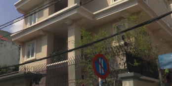 SIÊU BIỆT THỰ,3 MẶT TIỀN,ĐƯỜNG  NGUYỄN THÀNH Ý,QUẬN 1 (239m2 x 4 TẦNG) 130 TỶ TL