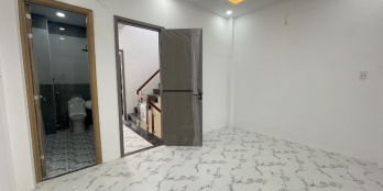 Tân Phú-nhà mới 4 tầng hẻm 4M chỉ nhỉnh 6 tỷ.