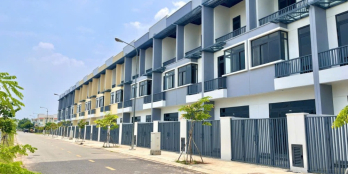 ĐẦU TƯ CÓ SỔ SẴN - NHÀ PHỐ THƯƠNG MẠI KCN PHƯỚC ĐÔNG