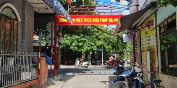  HOT HOT HOT  BÁN NHÀ 3 TẦNG DIỆN TÍCH KHỦNG HÀ HUY TẬP - Ô TÔ TRÁNH