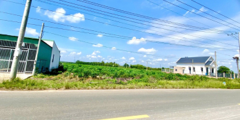 Kẹt tiền sang gấp 3008m2 đất MT 16m ngay KCN H.động nhộn nhịp sát chợ. Giá 170tr