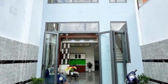 Bán nhà ngay KDC Xuyên Á - đg thông sổ hồng riêng