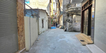 NHà Phố Cầu Giấy DT 46M2 Thiết kế 7 Tầng, Ngõ ôTô Thang Máy. Giá Chỉ 15.5 TỶ