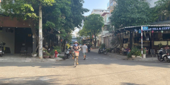 Bán nhà cấp 4 Dt 13,5x19m góc 2 MT đường 4F khu cư xá ngân hàng Quận 7