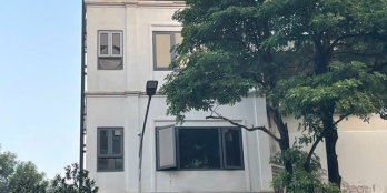 ĐẤT VÙNG LÕI BA ĐÌNH, SÁT MẶT ĐƯỜNG ĐÊ LA THÀNH, 2M RA PHỐ LỚN SẦM UẤT