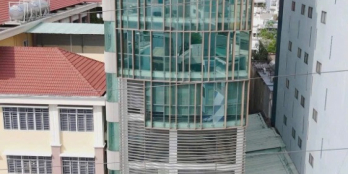 Bán tòa nhà MT Phan Xích Long, Q Phú Nhuận, DT 9,25m x 29,7m, tự khai thác, giá