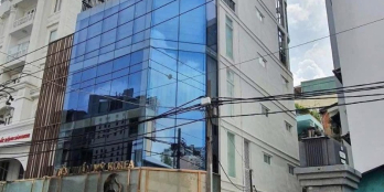 Bán building  góc 2MT Trần Nhật Duật, Quận 1, DT 8 x 16m, HĐT 320 triệu/tháng, g