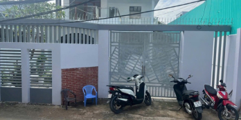 CẦN BÁN NHÀ BIỆT THỰ TÂN TÚC BÌNH CHÁNH