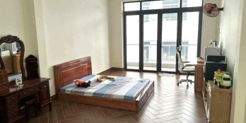 Mặt tiền Quận 11-80m2- 3 tầng giá chỉ 1X...tỷ.