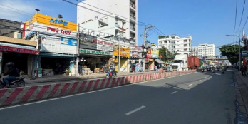 Bán Nhà MT Huỳnh Tấn Phát vị trí vàng KDBB DT: 4,5x25m và 7,5x25m. Giá rẻ