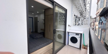 Studio FULL ĐỒ GỖ Cao Cấp – Ban Công Thoáng - Có Máy Giặt Sấy Riêng