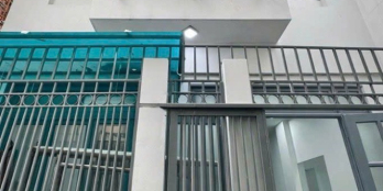 Huỳnh Văn Bánh - 4 Tầng 4PN 4WC - Ngang lớn 5,4m - 20m ra hẻm xe hơi