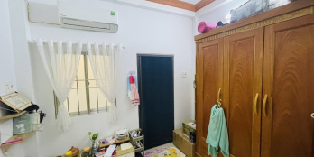 Quận 8- một trệt 2 lầu 4PN 4WC giá chỉ nhỉn 4 tỷ.