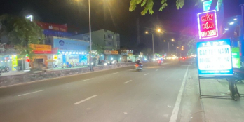 Mặt tiền Lê Trọng Tấn, 105m2 nở hậu 6.5m, Dòng tiền 40tr/tháng, không lộ giới