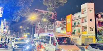 Quaan10- gần MT- 3 tầng 4PN giá chỉ nhỉnh 7 tỷ.