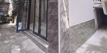 Căn góc 2 mặt tiền hẻm thoáng mát, nhà mới xây 1T2L Cách Emart 500m