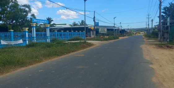 Bán lô đất đối diện trường TH Hồng Sơn 4, liền kề nhà hàng tiệc cưới Phong Trúc