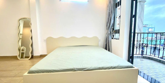 Cho thuê căn hộ 1 PN có ban công 50m2