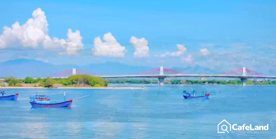 Chỉ 15tr/ m2 sở hữu ngay lô đất thổ cư mặt tiền biển .