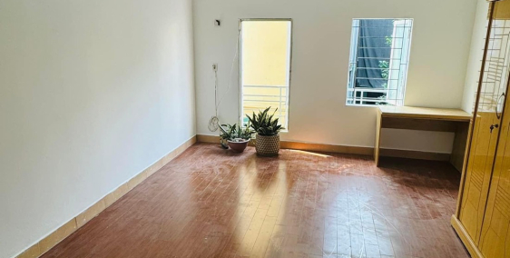 Cần bán gấp nhà 45m2 ở Phú Lương, Hà Đông, dân xây kiên cố, giá 100 triệu/m