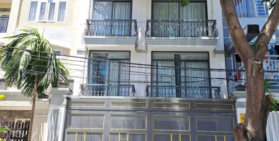 BIỆT THỰ PHỐ QUẬN 7 - NGUYỄN LƯƠNG BẰNG - NGANG 7x16M - 18.9 TỶ - ĐƯỜNG NHỰA 15M