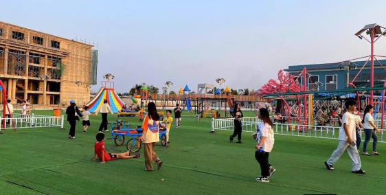 Cần bán gấp lô đất thổ cư, sổ riêng, MT đường 824, 1 tỷ / lô