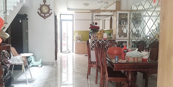 Biệt Thự Mini Lên Sóng• Phú Thuận• Q7• Nhà Đẹp• 128m2 (7x17.5)• 6PN• 7WC• 12t5