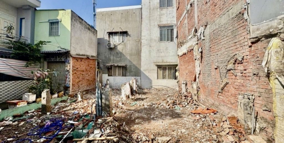  Hẻm 1027 – Phường Phú Thuận Quận 7 – 72m² – 5.9 tỷ - tặng GPXD 5 tầng.
