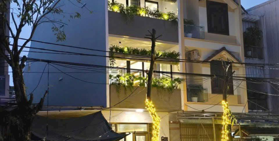 Nhà 3 Tầng 4 phòng ngủ đường 10m5 Hồ Tùng Mậu, gần Biển 0905672687