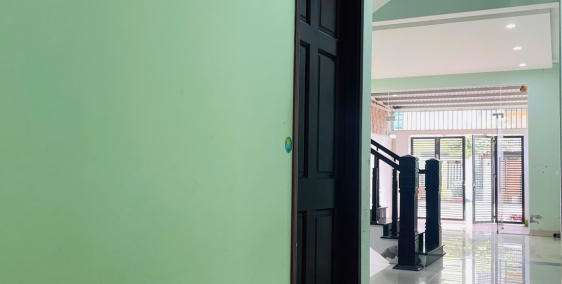 BÁN NHÀ 2 TẦNG + TUM, 100M², CHỈ 5.7 TỶ – KHU SẦM UẤT, GẦN ĐẠI LỘ VÕ CHÍ CÔNG
