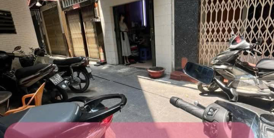 HÀNG HIẾM KHU VỰC BÙI VIỆN Q1
