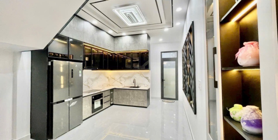 Nhà mới 62m2 - Giá 7.5 tỷ - 4 tầng - 4PN - Hẻm Chuyên Dùng Chính, Q7