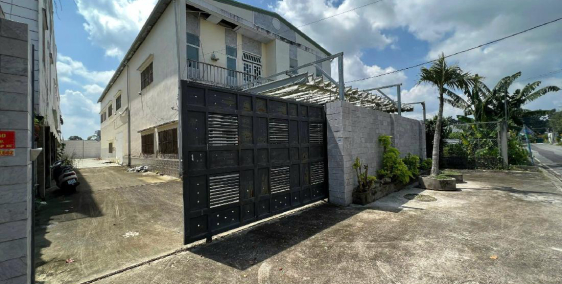 HÓC MÔN, BÁN XƯỞNG KHO SONG HÀNH, DT 18x50 898m2 THỔ CƯ