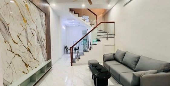 Bán đất thổ cư: Nhà xinh Nguyễn Cửu Vân P17 Bình Thạnh 35m2 3.5 x 10 Vuông vức