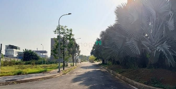 Bán đất thổ cư: Hxh 5m Phan Văn Trị P11 Bình Thạnh 100m2 4.5 x 21 L nở hậu tài