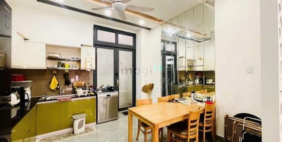 Nhà riêng: Bán nhà MỚI 4 tầng, 80m2,hxh, Phạm Văn Đồng, Hiệp bình Chánh, TĐ giá 