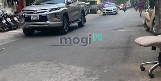 Nhà phố: Cho Thuê nhà ngõ 193 Phố Trung Kính,dt 55m2 x5t, mt 4.2m, giá 22tr