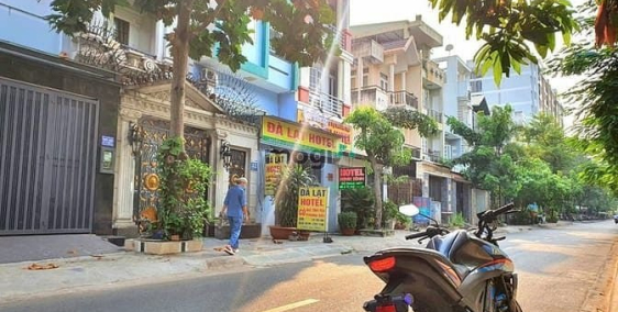 Bán đất thổ cư: Bán Đất mặt tiền đường D1 Man Thiện ,Hiệp Phú .Q9 - DT :105m2 (5