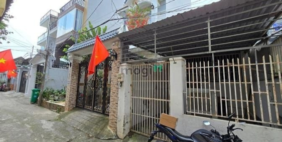 Bán nhà riêng: Bán Nhà hẻm 1 xẹt đường 160 Lã Xuân Oai.Tăng Nhơn Phú A, Q9 - DT: