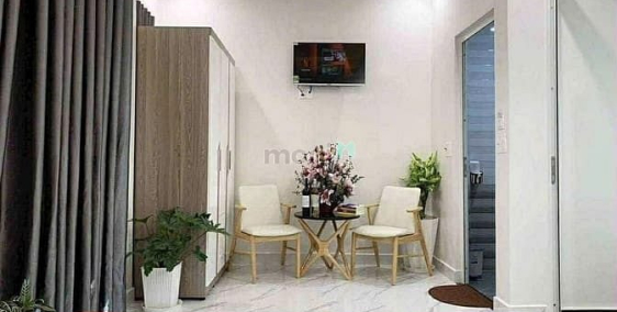 Bán nhà riêng: Bán khách sạn 8 phòng, Mặt tiền Phan Đình Phùng cách Hồ Xuân Hươn