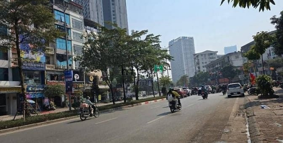 Bán đất thổ cư: Tòa nhà văn phòng 1 mặt Phố 1 mặt ngõ