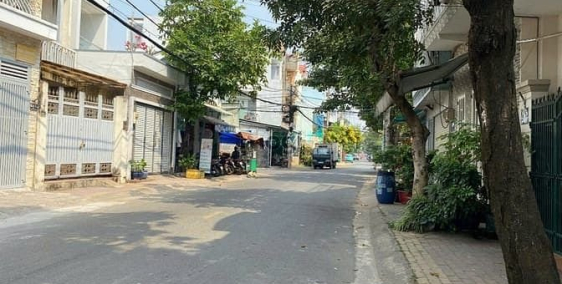 Bán nhà riêng: Bán nhà cấp 4 mặt tiền đường số 185,P phước long B, Tp thủ đức