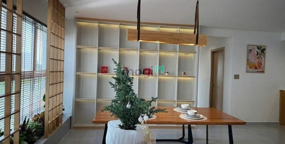 Bán căn hộ chung cư: Bán CHCC Happy Valley, DT 135m2, TK 3 phòng ngủ, 2 toilet, 